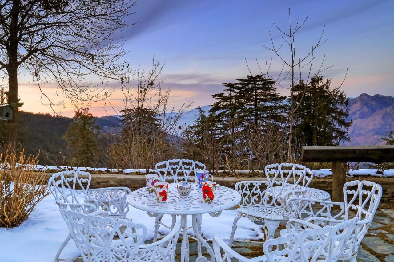 Stayvista At Violet Hill With Bonfire, Gazebo & Hill View シムラー エクステリア 写真